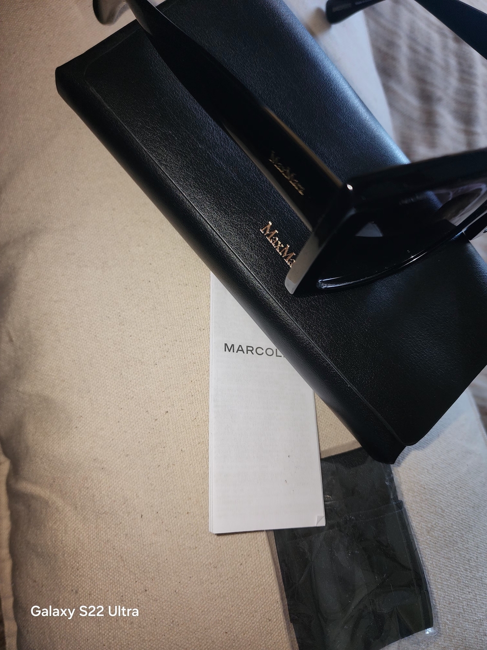MaxMara Black Glossy Square Sunglasses - Picture 3 of 9